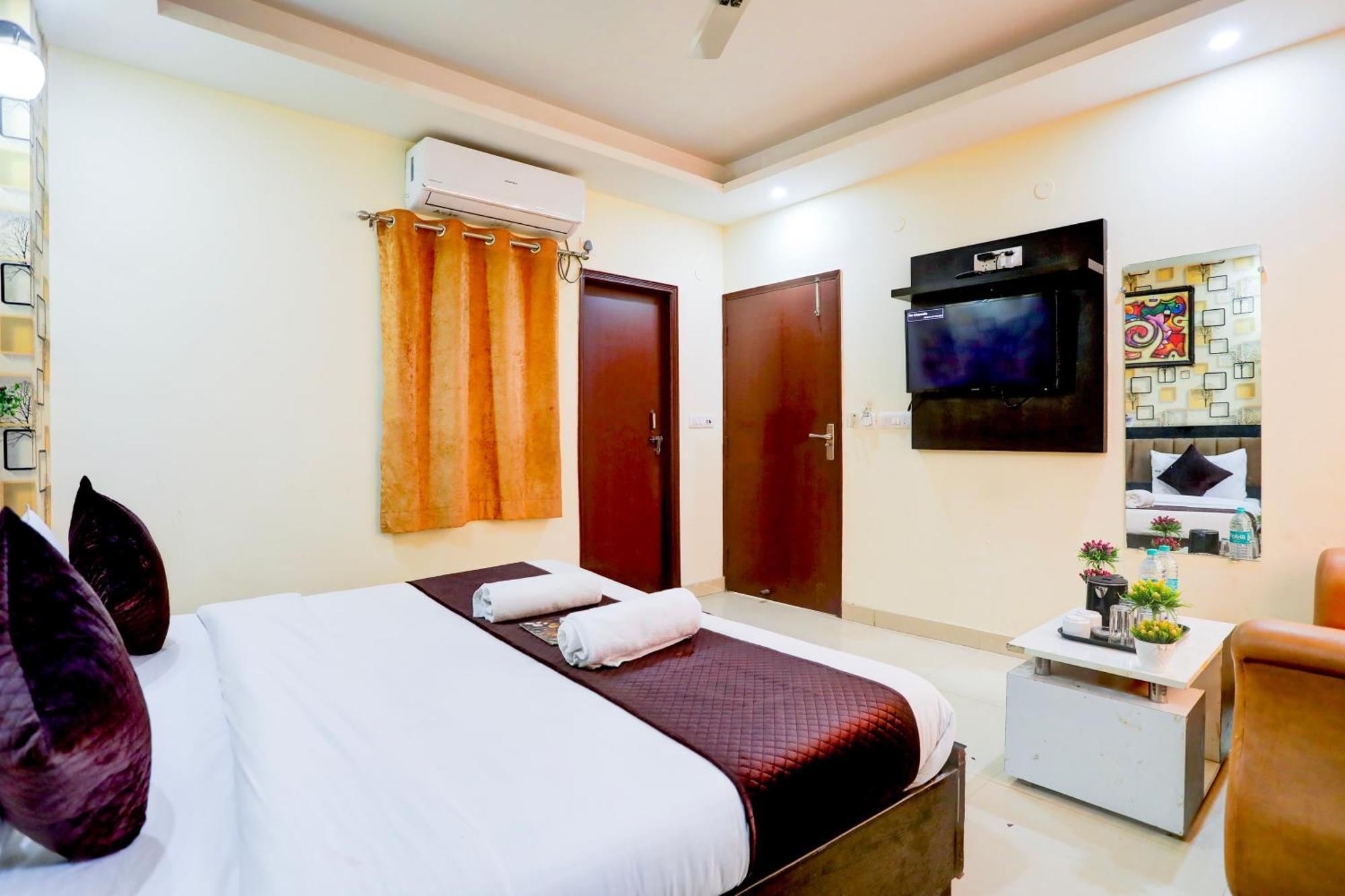 Global Stay Near Delhi Airport Nova Deli Exterior foto
